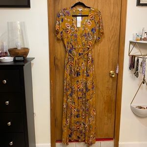 NWT Patrons of Peace Floral V-Neck Dress sz L